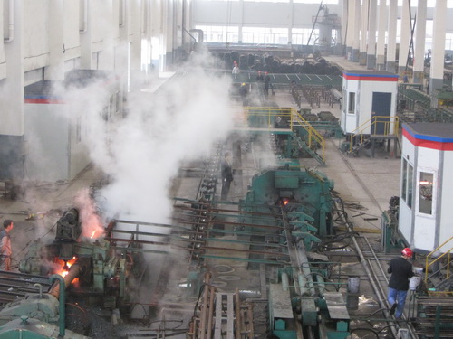 吉林无缝钢管厂家生产车间